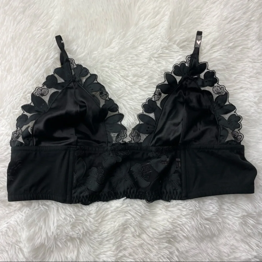 VS Unlined Floral Embroidered Long Line Bralette L - Picture 3 of 12